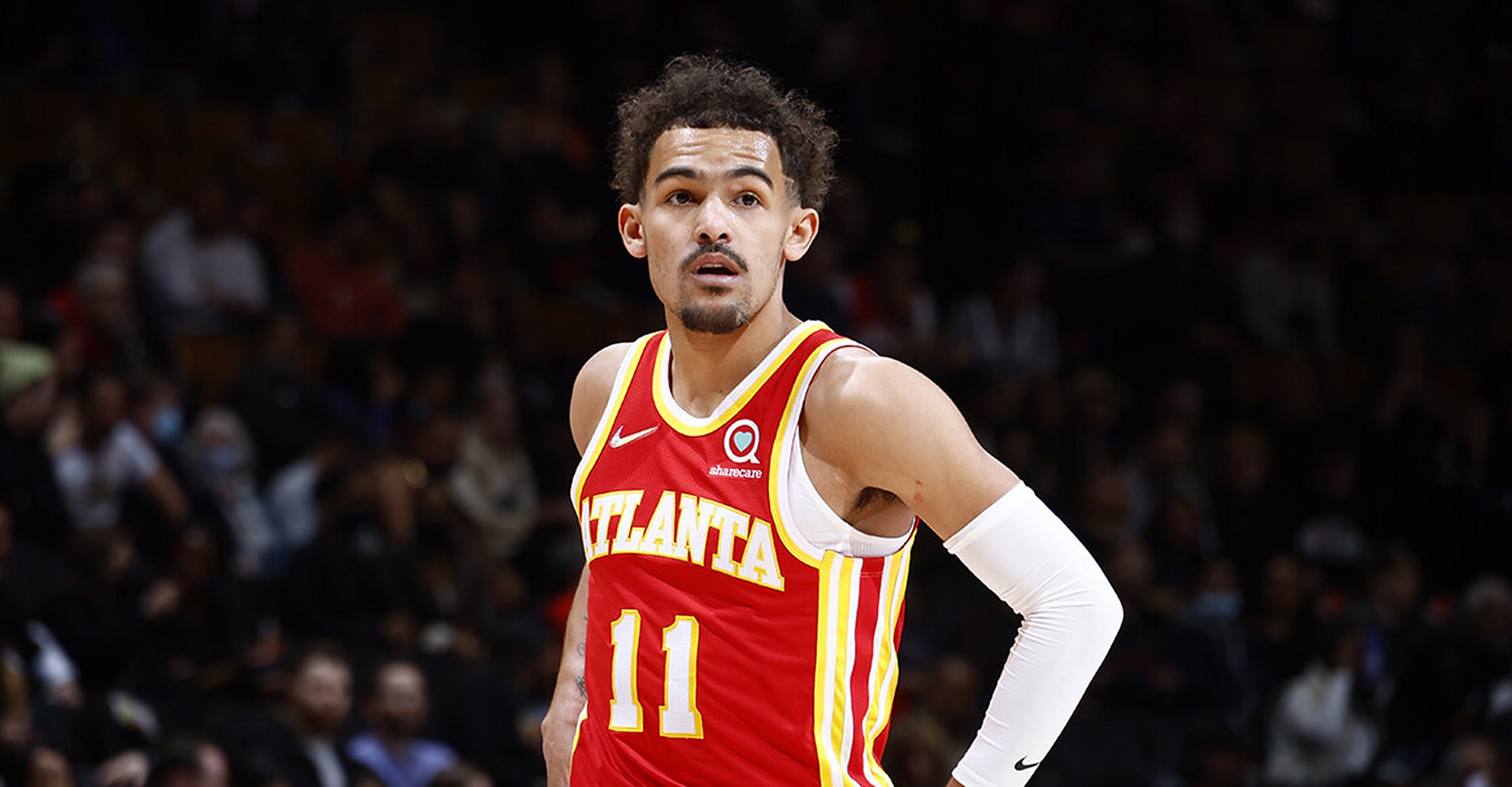 英超-B费双响姆贝莫破门芒特建功 曼联4-1狼队升至第六（英超：B费梅开二度，姆贝莫破门、芒特建功，曼联4-1狼队升至第六）