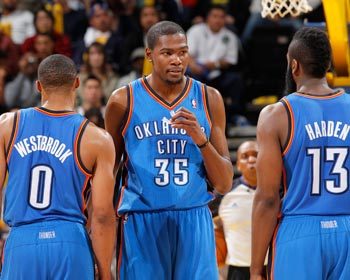 德罗西取热那亚生涯首胜，率队时隔239天再次意甲主场赢球（德罗西对阵热那亚斩获执教首胜，率队相隔239天再度意甲主场告捷）