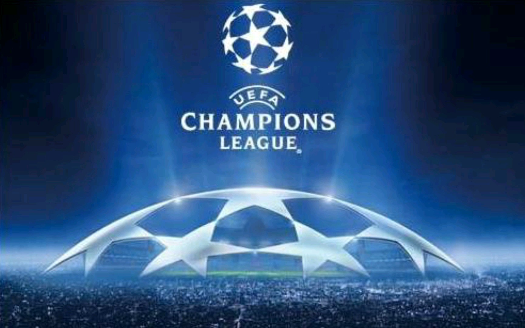 张镇麟表现抢眼，半场贡献8分2助1帽（张镇麟状态火热，半场斩获8分2助攻1盖帽）